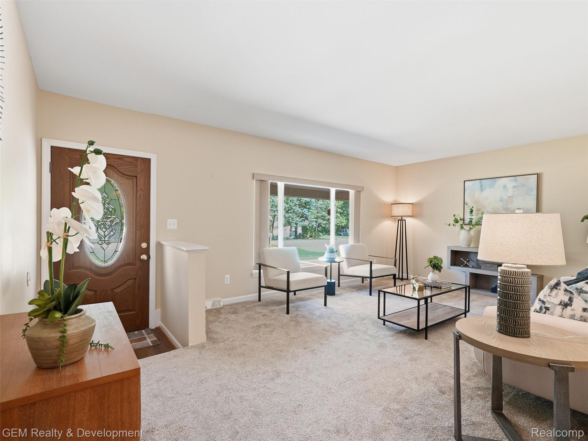 2067 Glen Iris Drive Property Photo 18