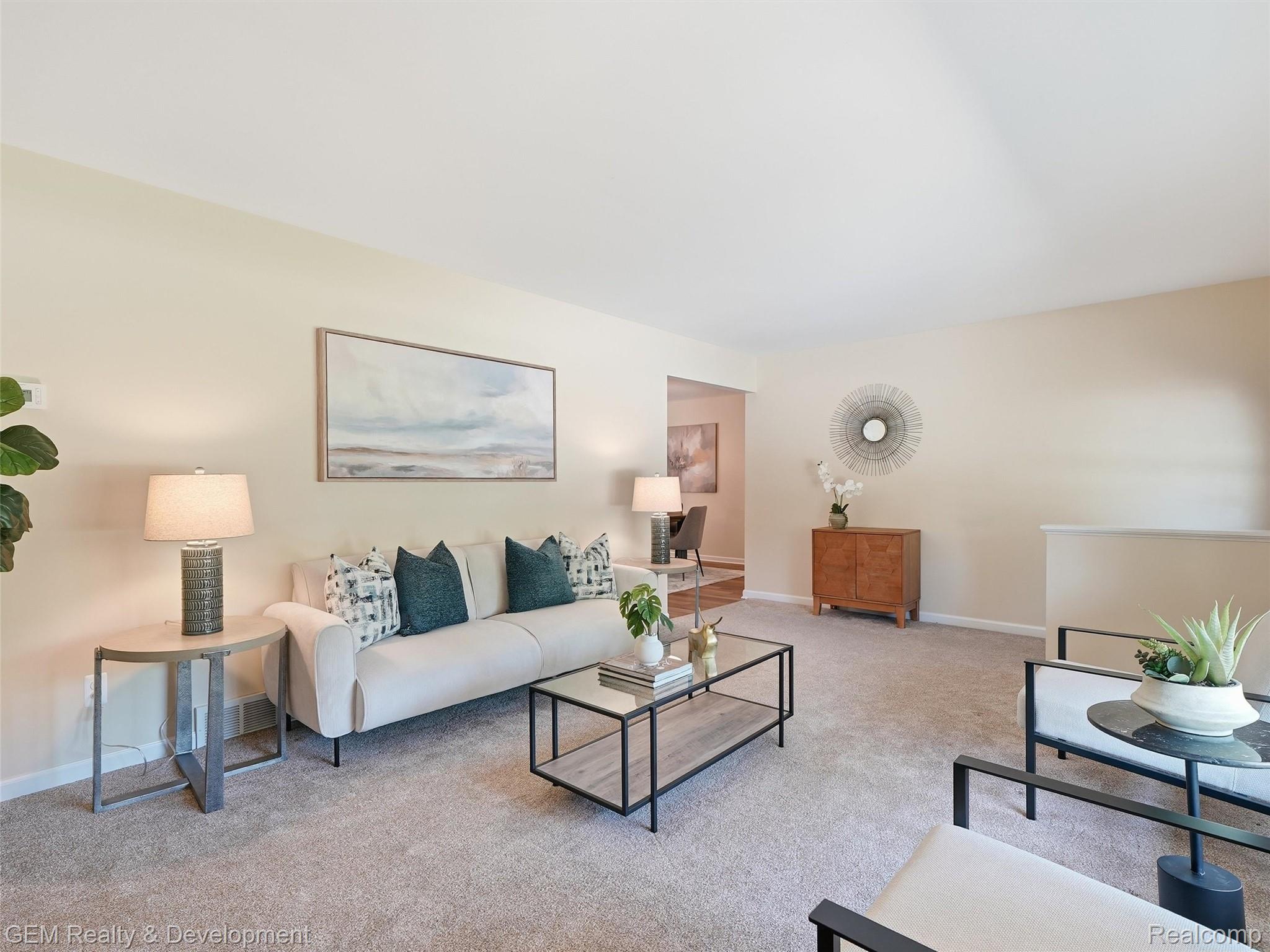 2067 Glen Iris Drive Property Photo 19
