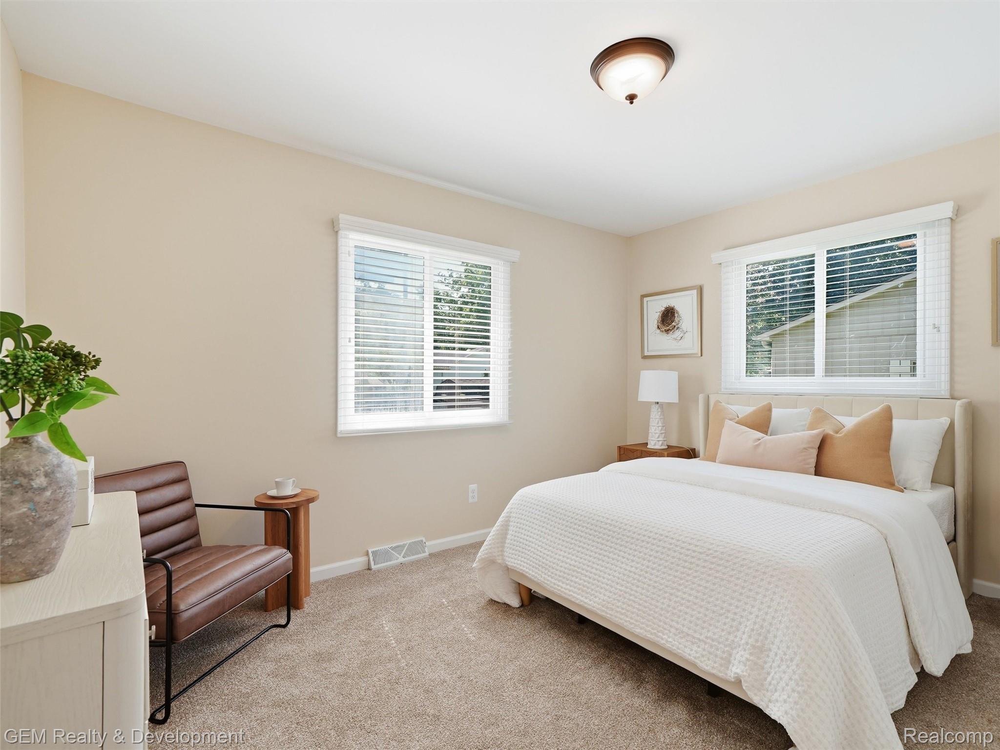 2067 Glen Iris Drive Property Photo 23