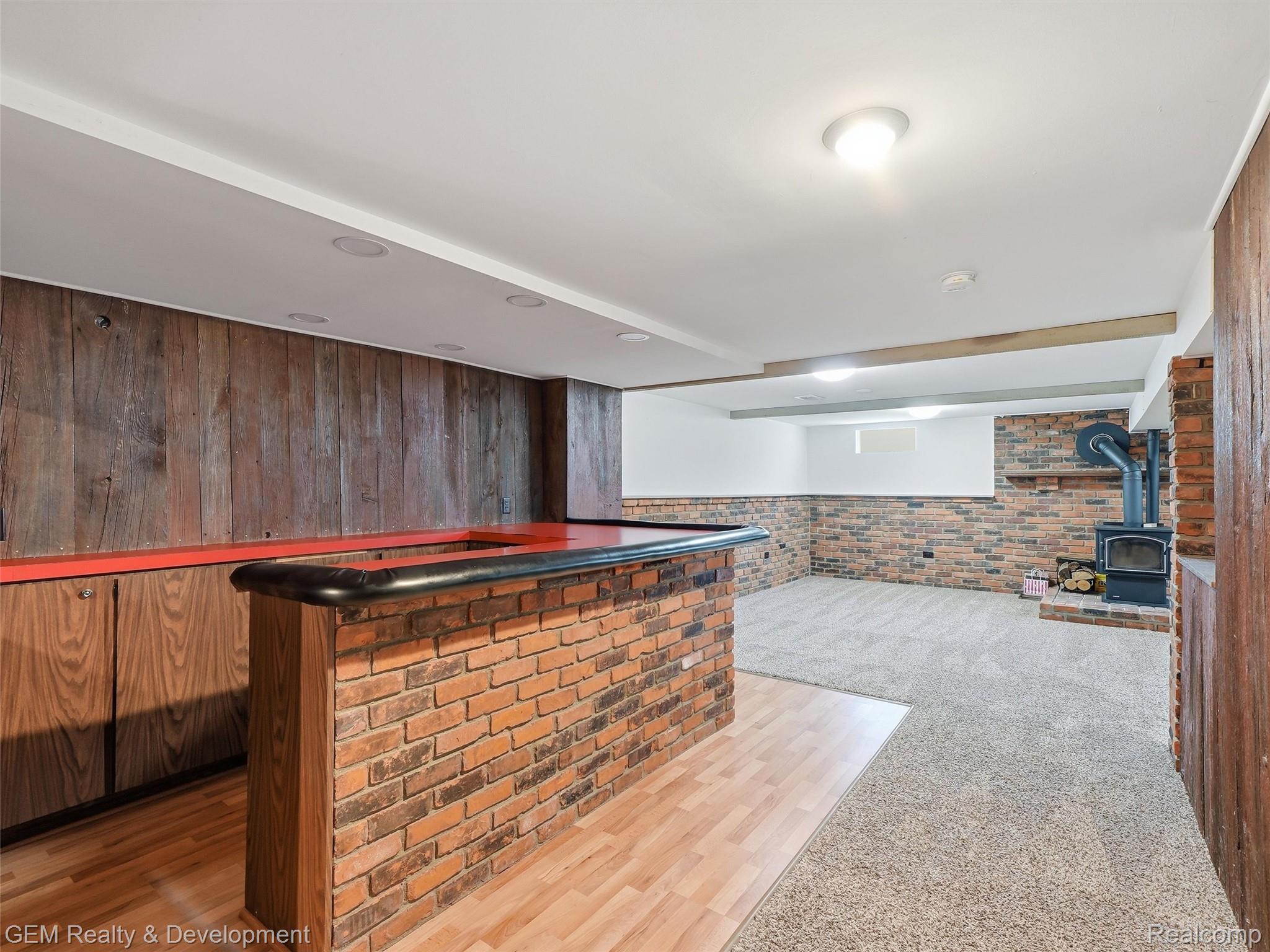 2067 Glen Iris Drive Property Photo 26