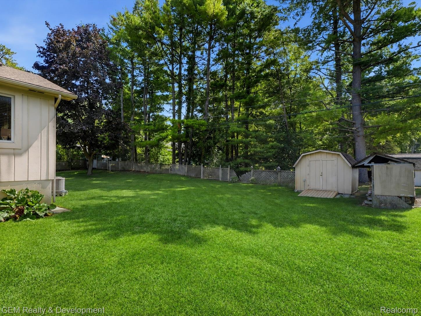 2067 Glen Iris Drive Property Photo 41