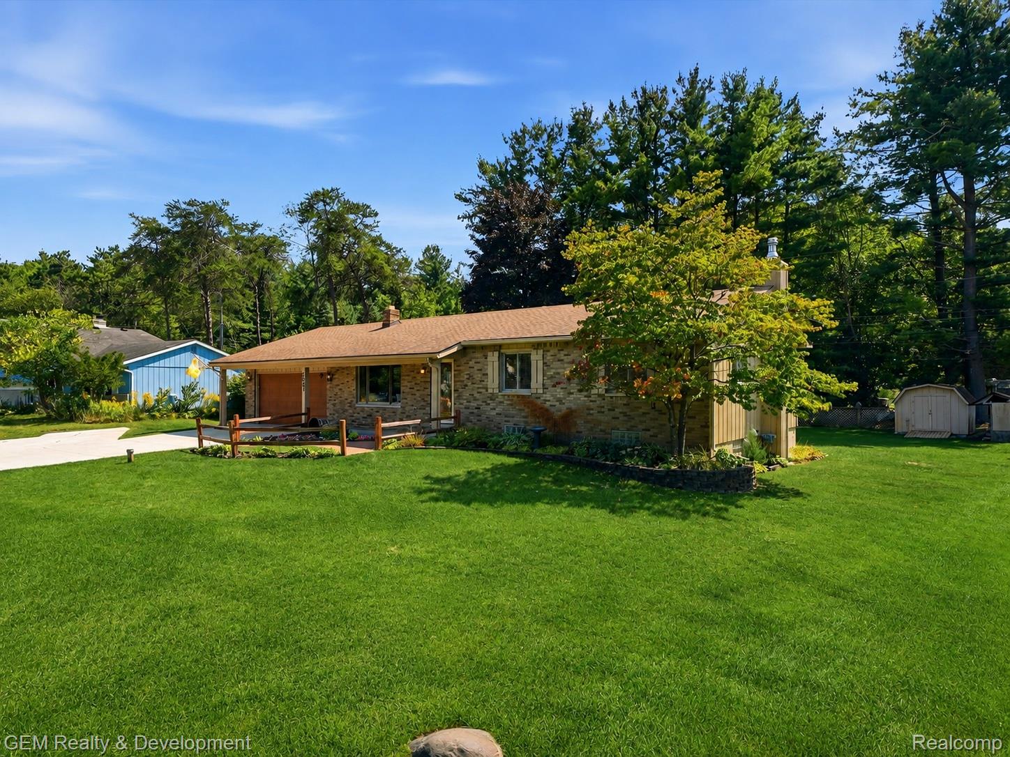 2067 Glen Iris Drive Property Photo 43