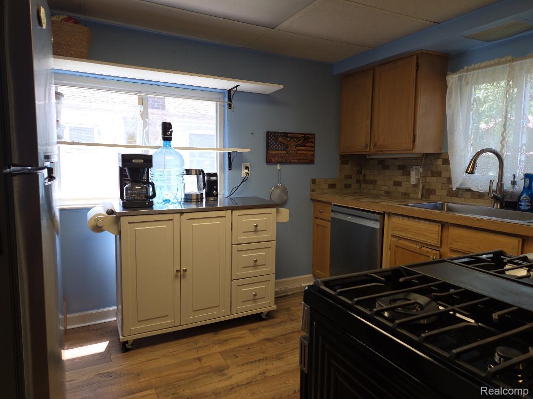 445 Clark Road Property Photo 2