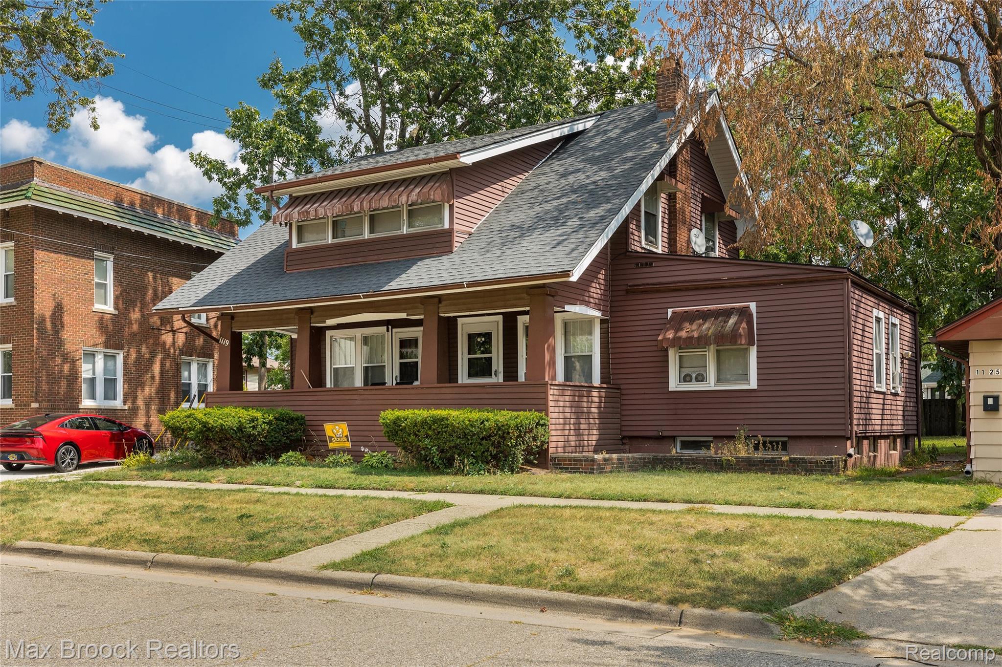 1119 S Lafayette Avenue Property Photo 1