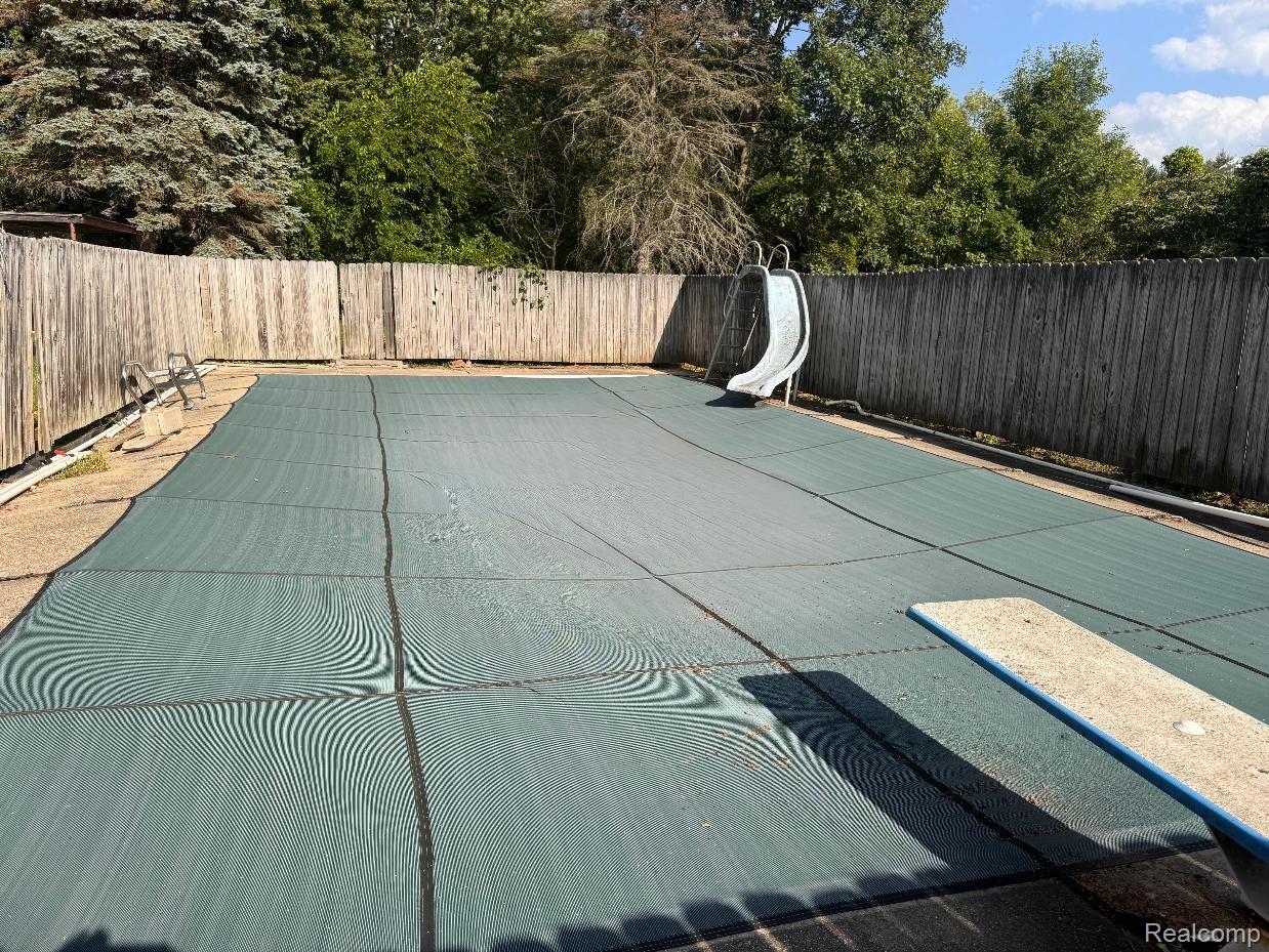 20261066993 Property Photo 4