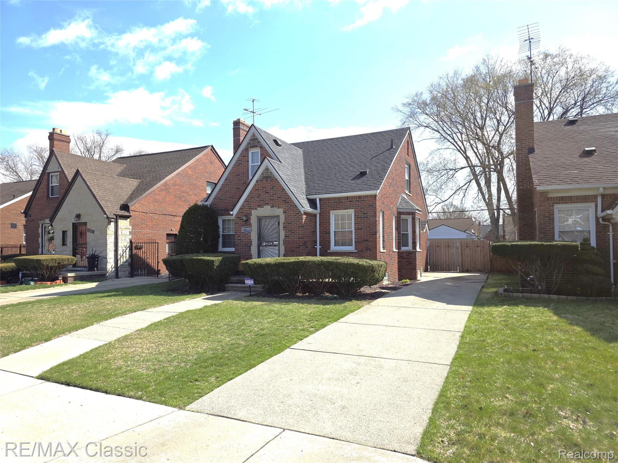17350 Annott Street Property Photo 2