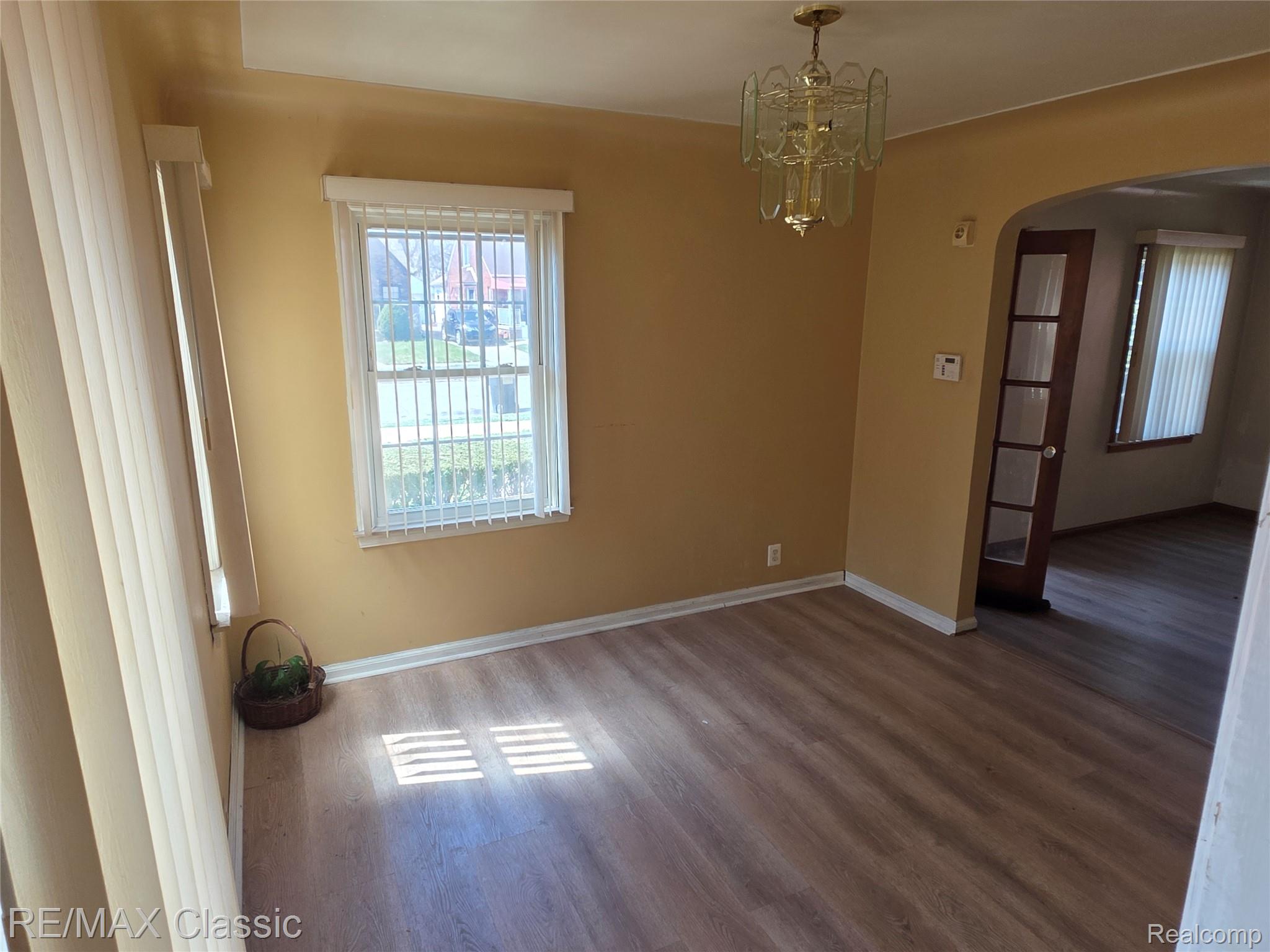17350 Annott Street Property Photo 7