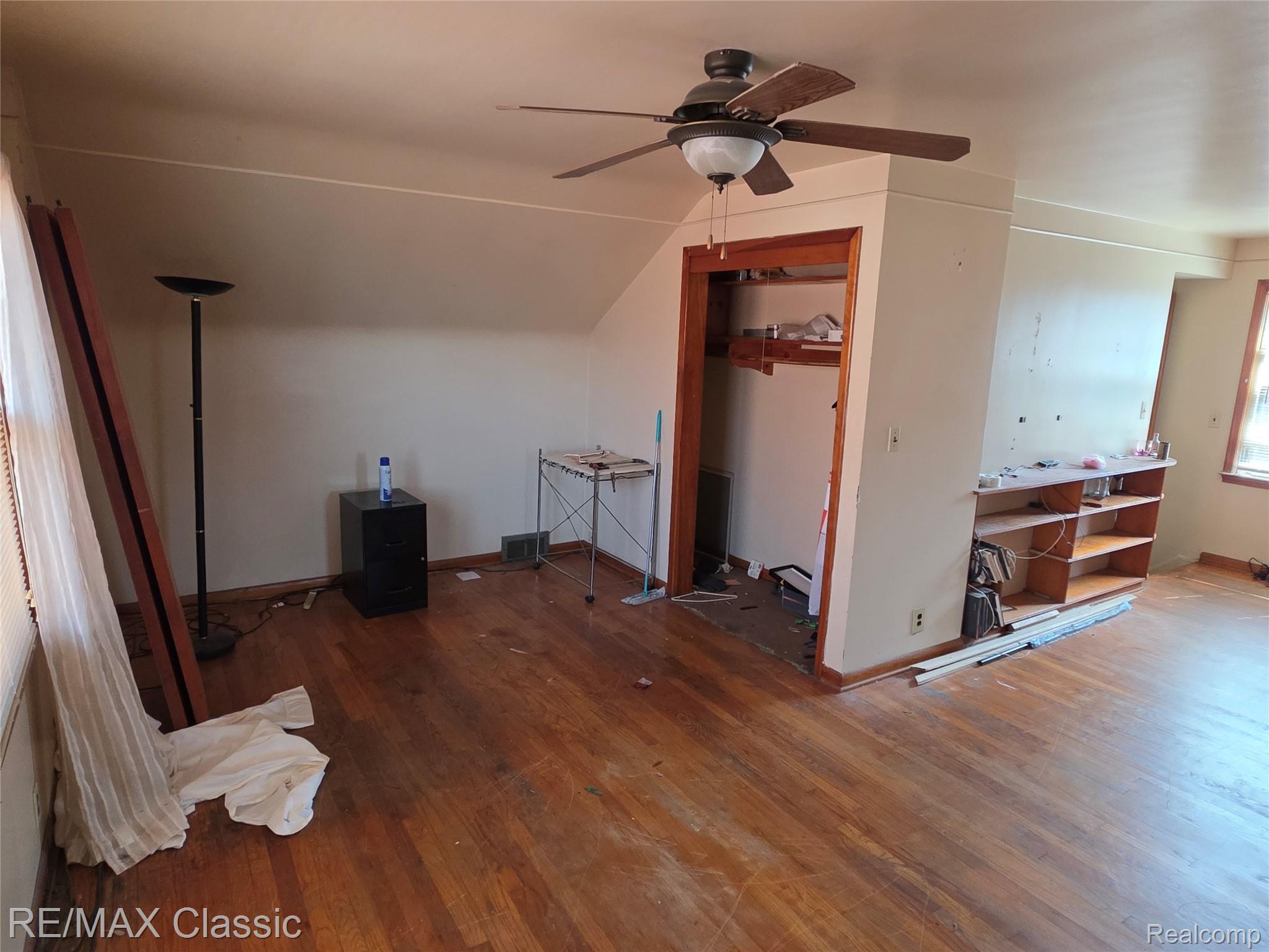 17350 Annott Street Property Photo 20