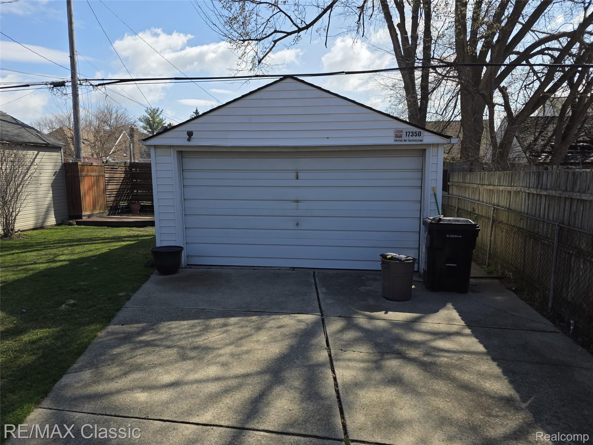 17350 Annott Street Property Photo 34