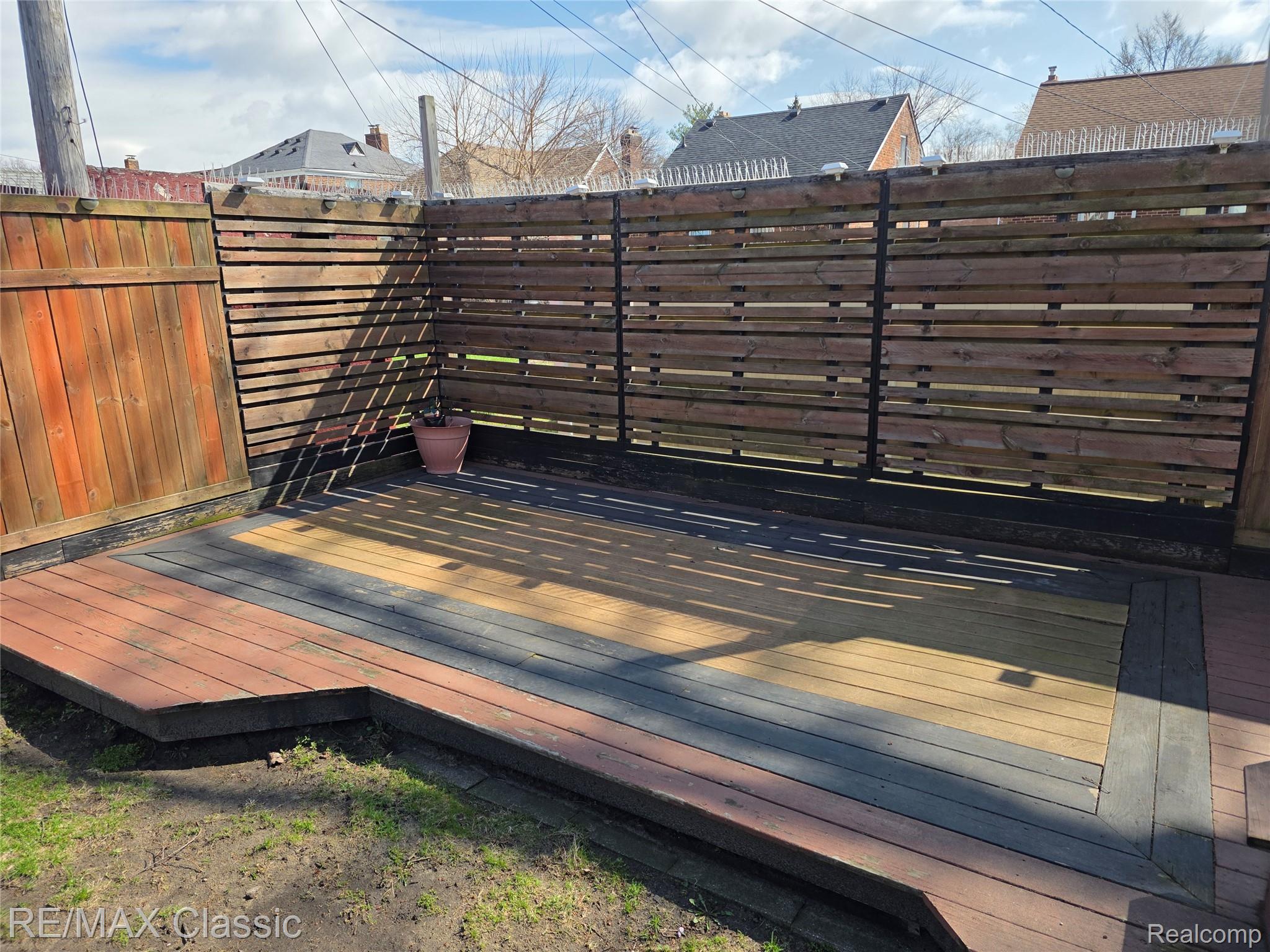 17350 Annott Street Property Photo 37