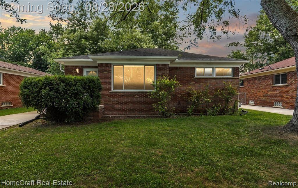 9987 Brady Property Photo 1