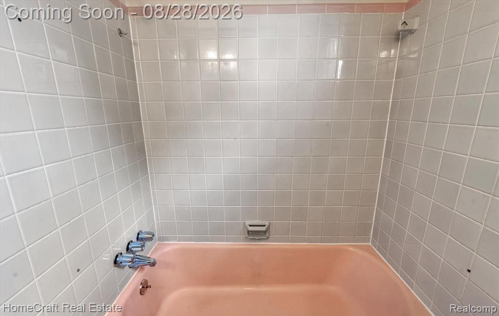 9987 Brady Property Photo 15