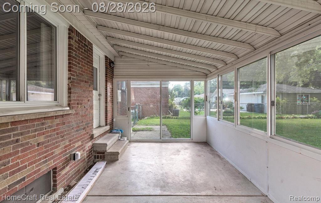 9987 Brady Property Photo 18