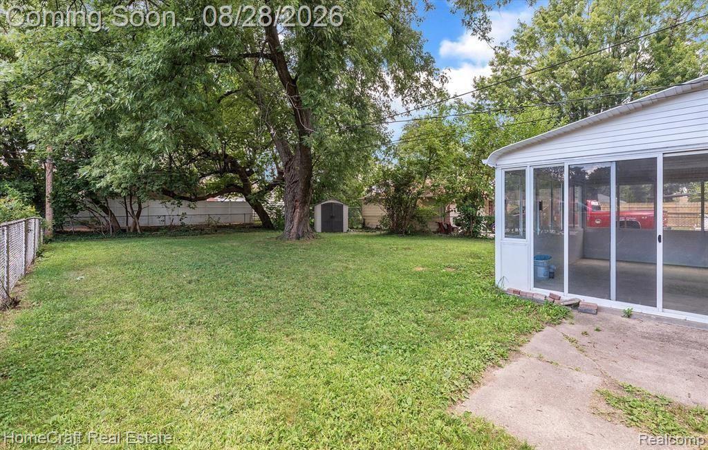 9987 Brady Property Photo 27
