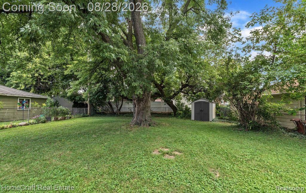 9987 Brady Property Photo 28
