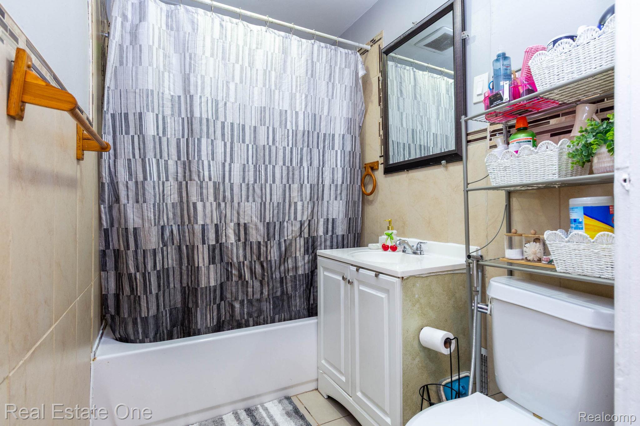 4932 Reuter Street Property Photo 13