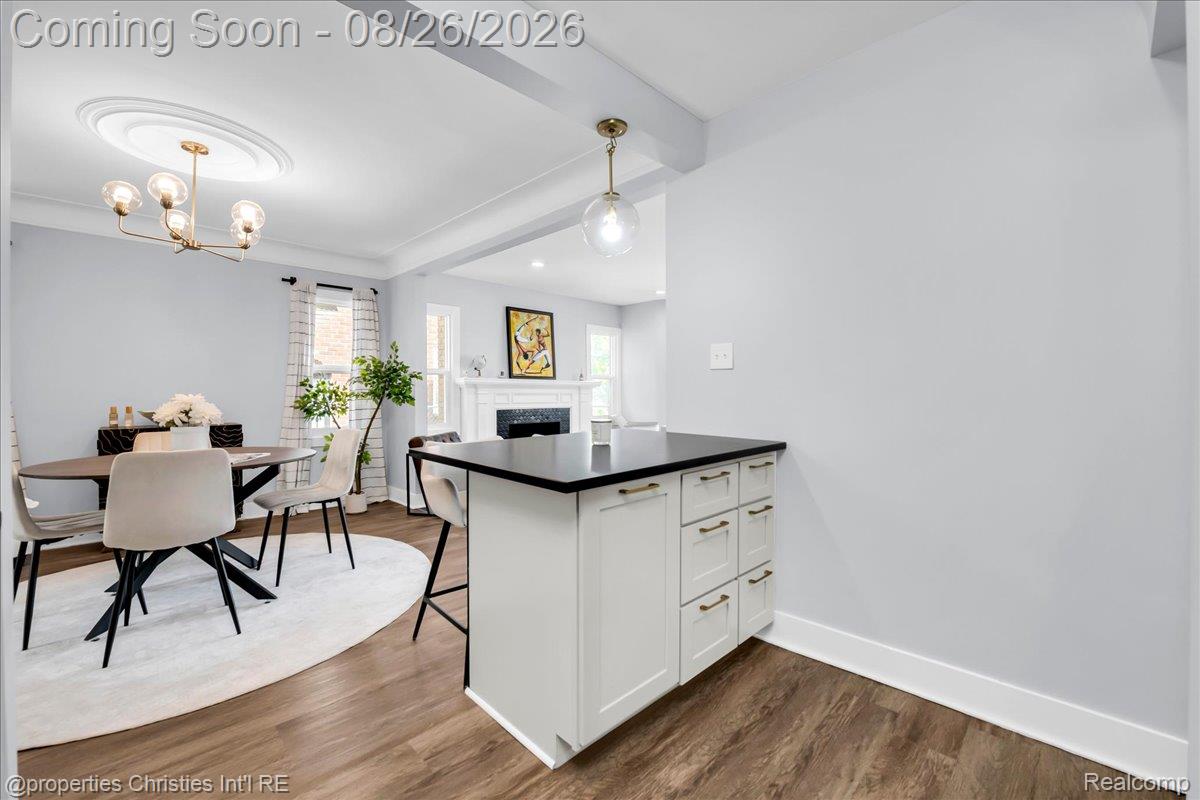 16581 Mendota Street Property Photo 14