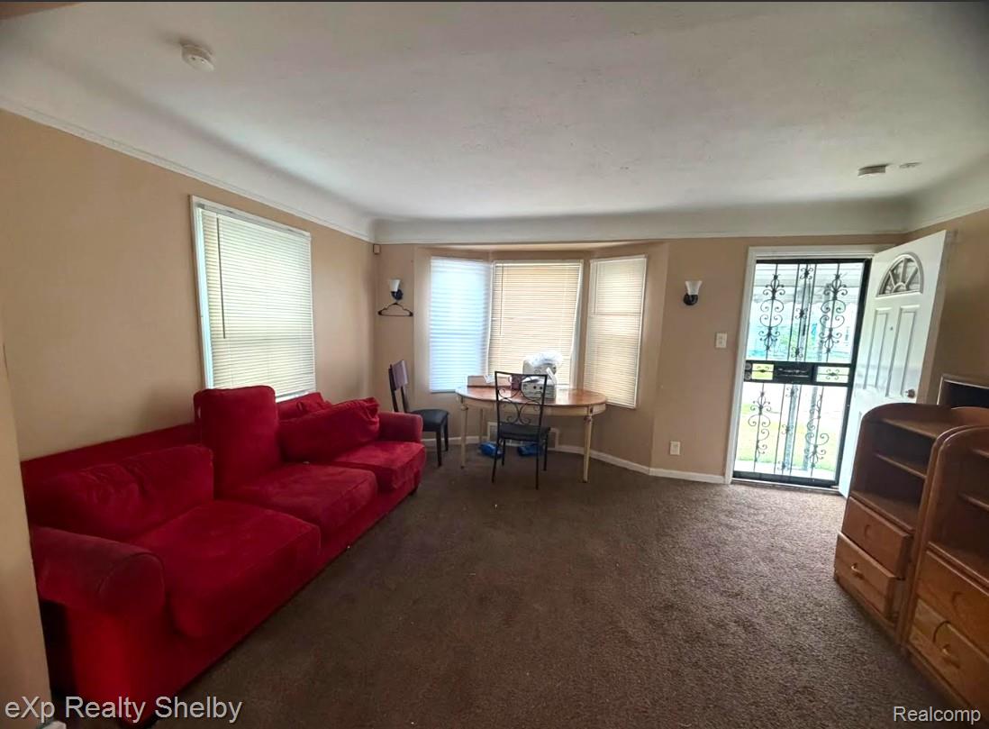 16069 Liberal Street Property Photo 3
