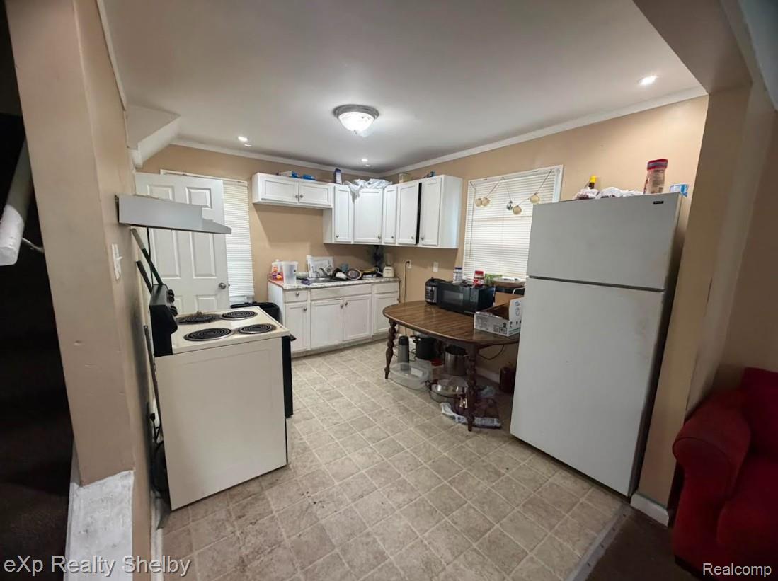 16069 Liberal Street Property Photo 4