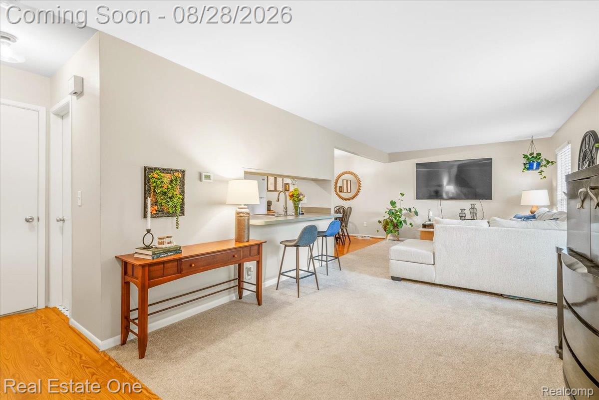 7004 Harvard Lane Property Photo 4