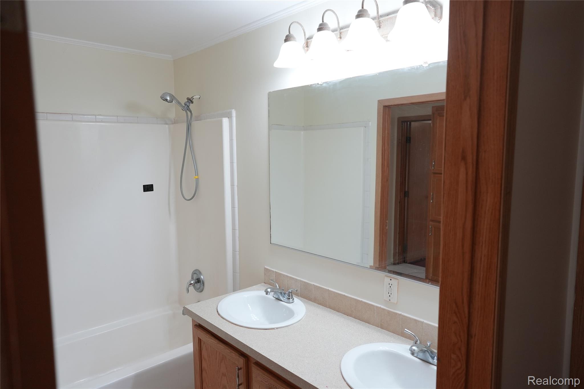 2018 John R Road Property Photo 40