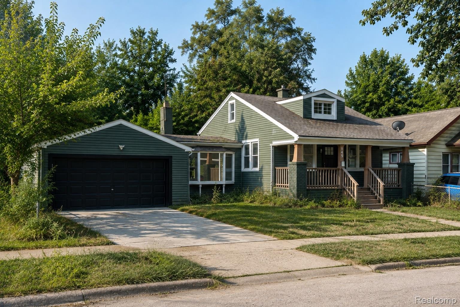 145 W Bernhard Avenue Property Photo 2