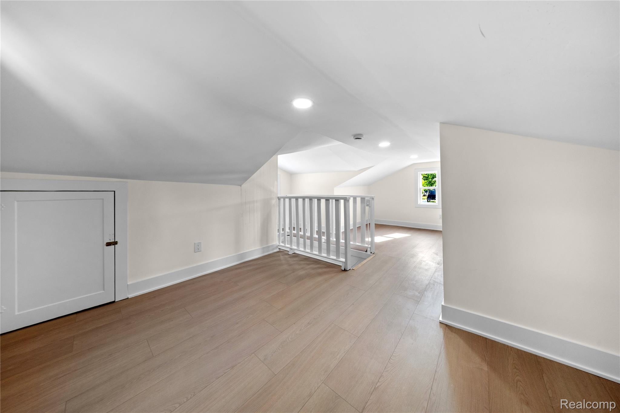 145 W Bernhard Avenue Property Photo 14
