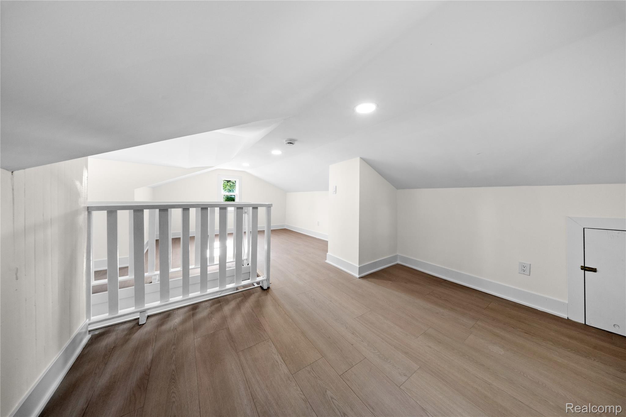 145 W Bernhard Avenue Property Photo 15