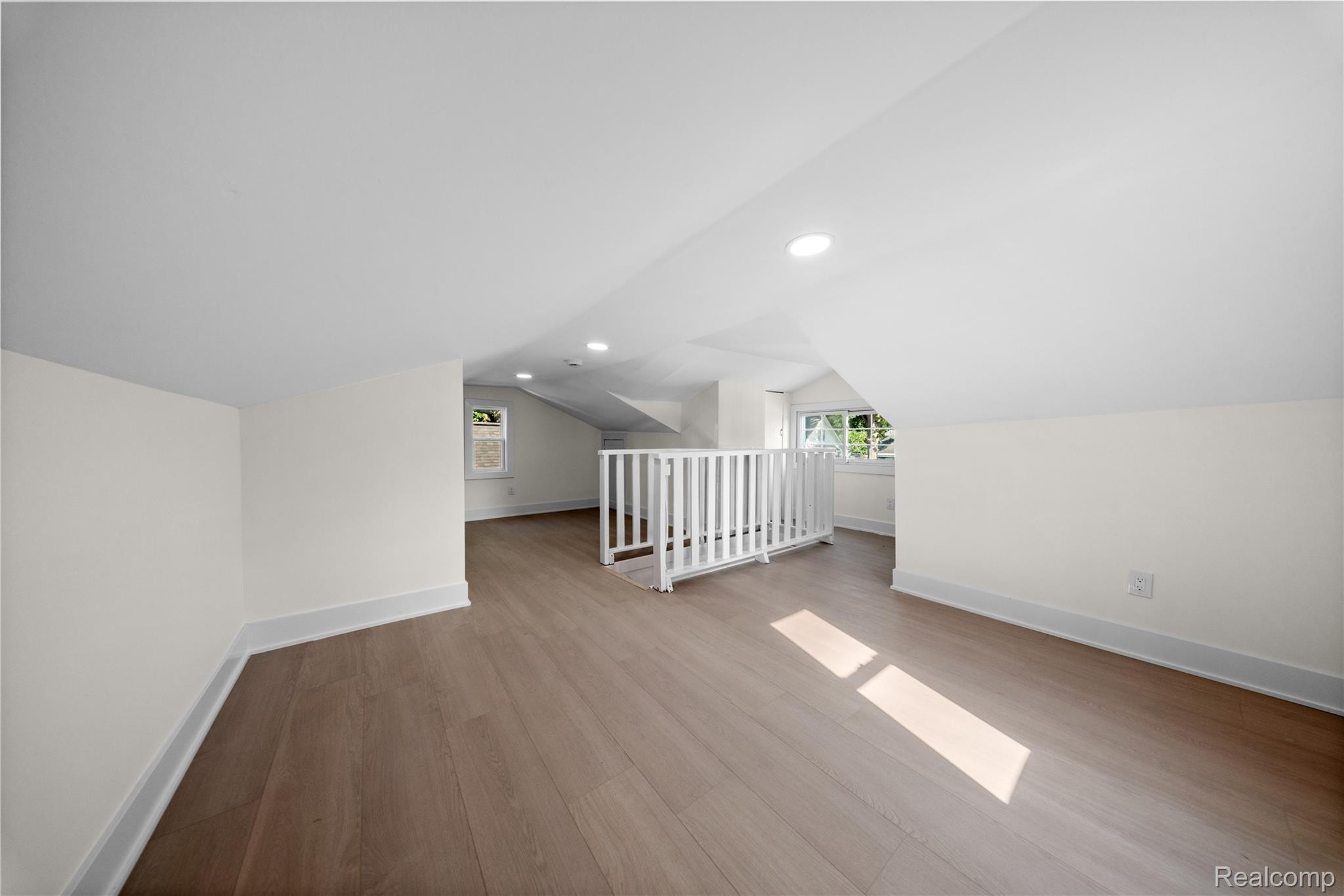 145 W Bernhard Avenue Property Photo 16