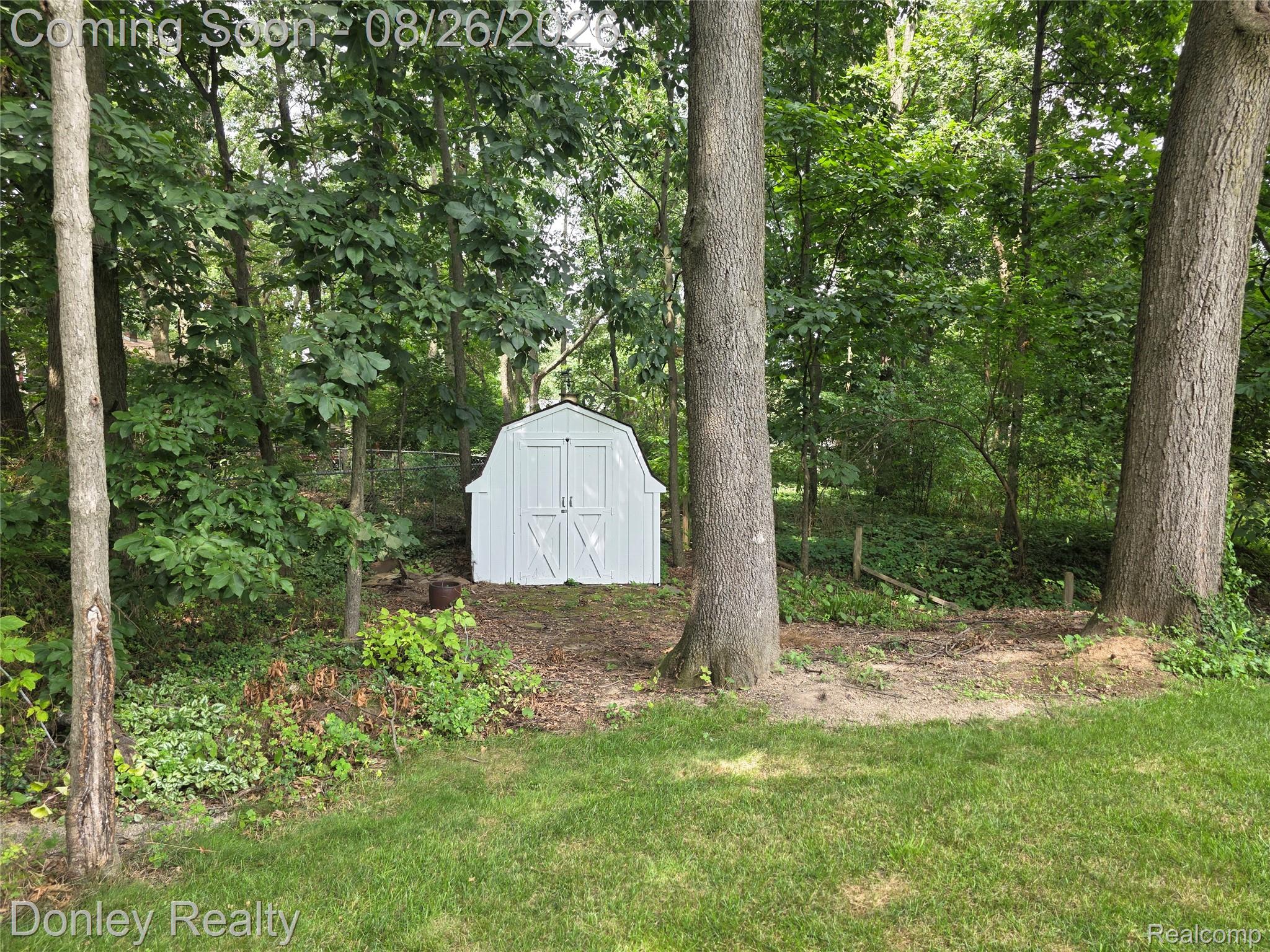 5163 Burning Tree Road Property Photo 37