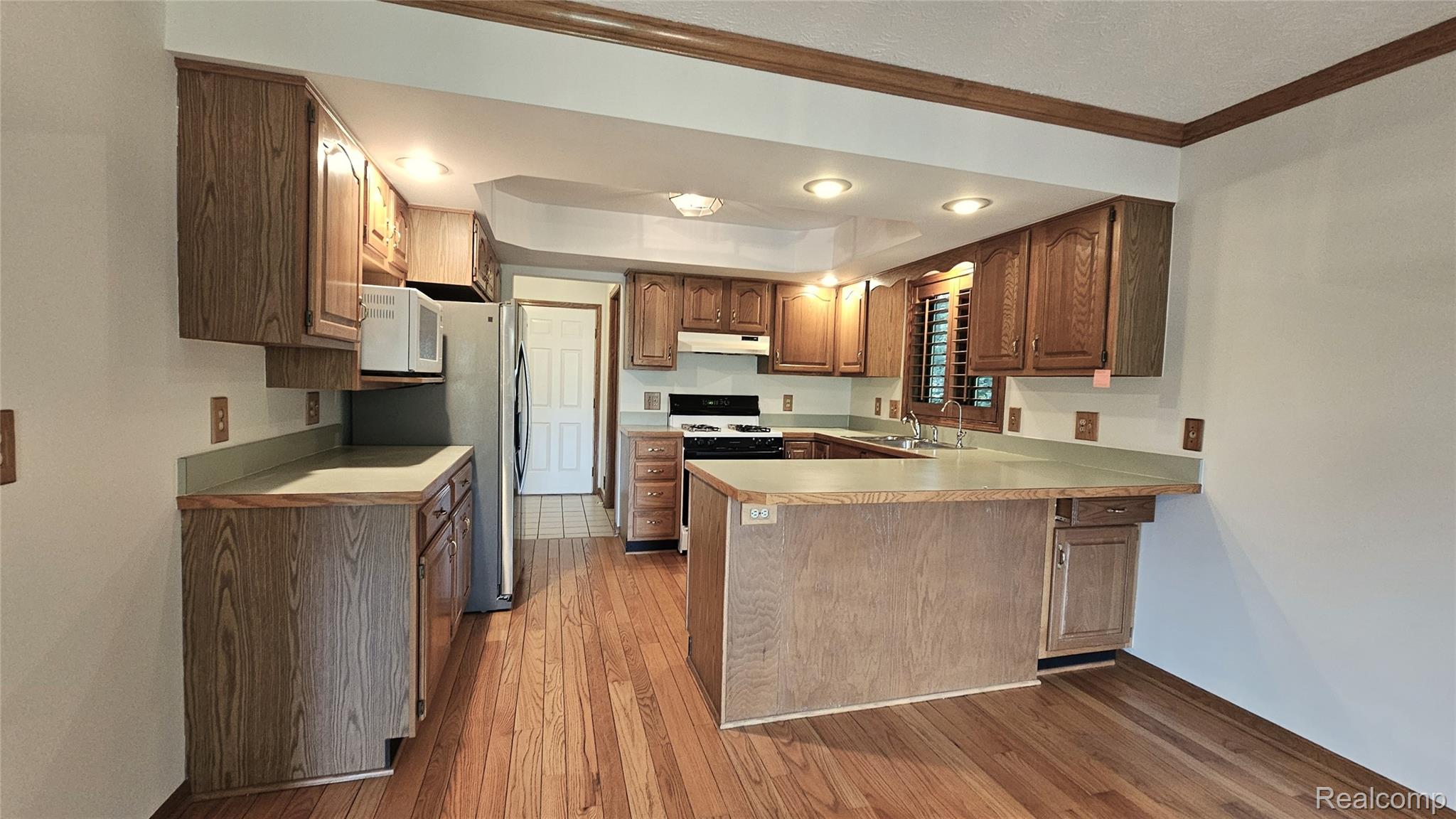 448 Fairwood Road Property Photo 2