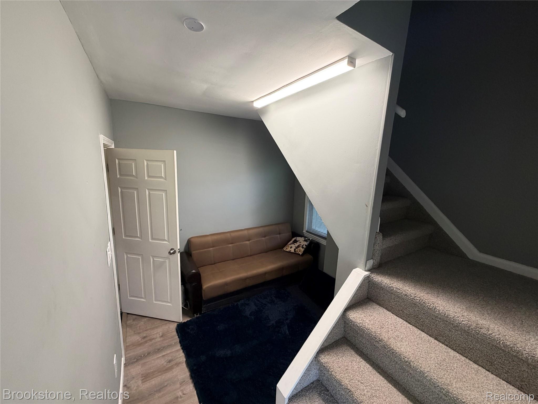 23151 Lawson Avenue Property Photo 13