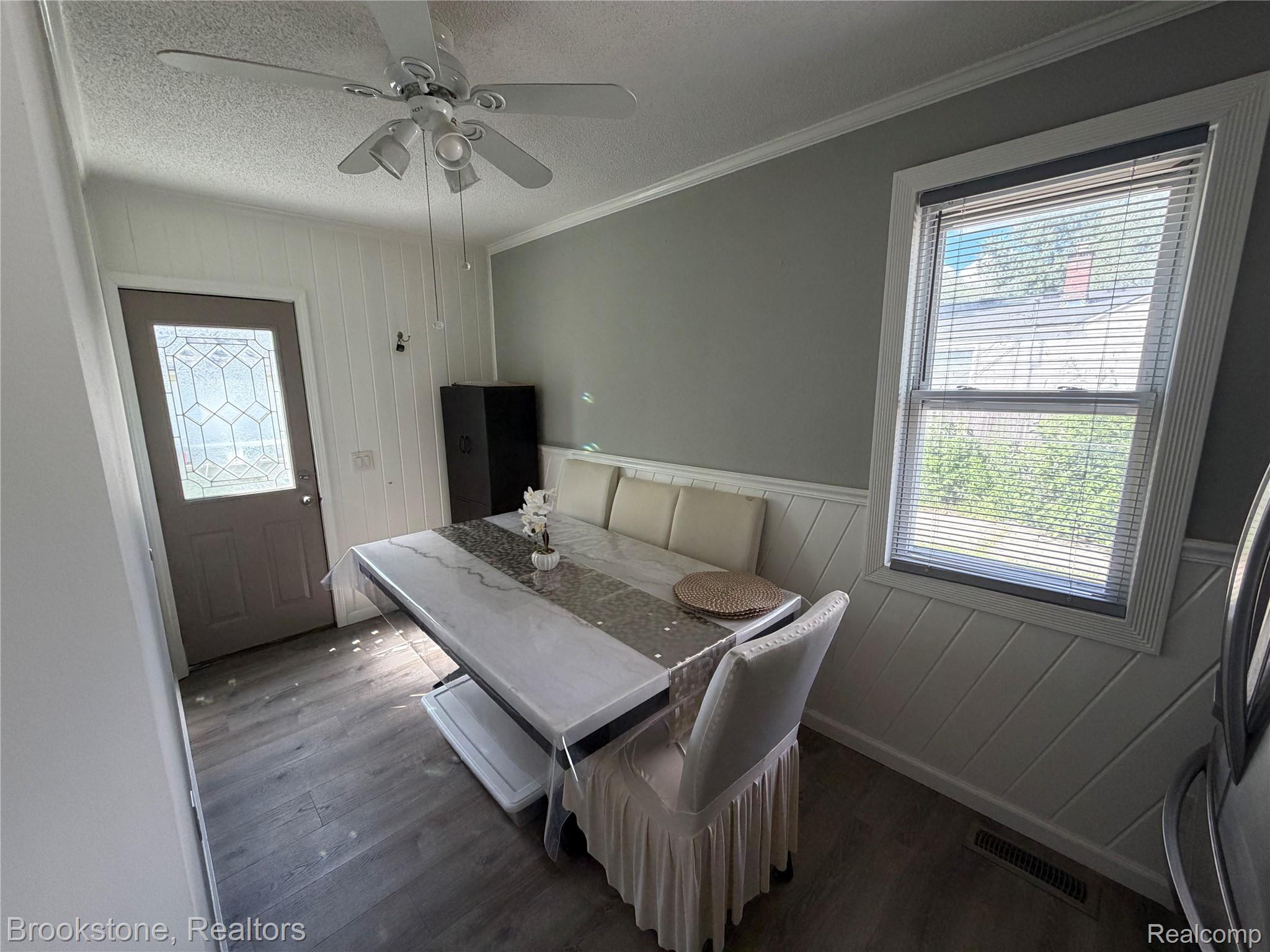 23151 Lawson Avenue Property Photo 49
