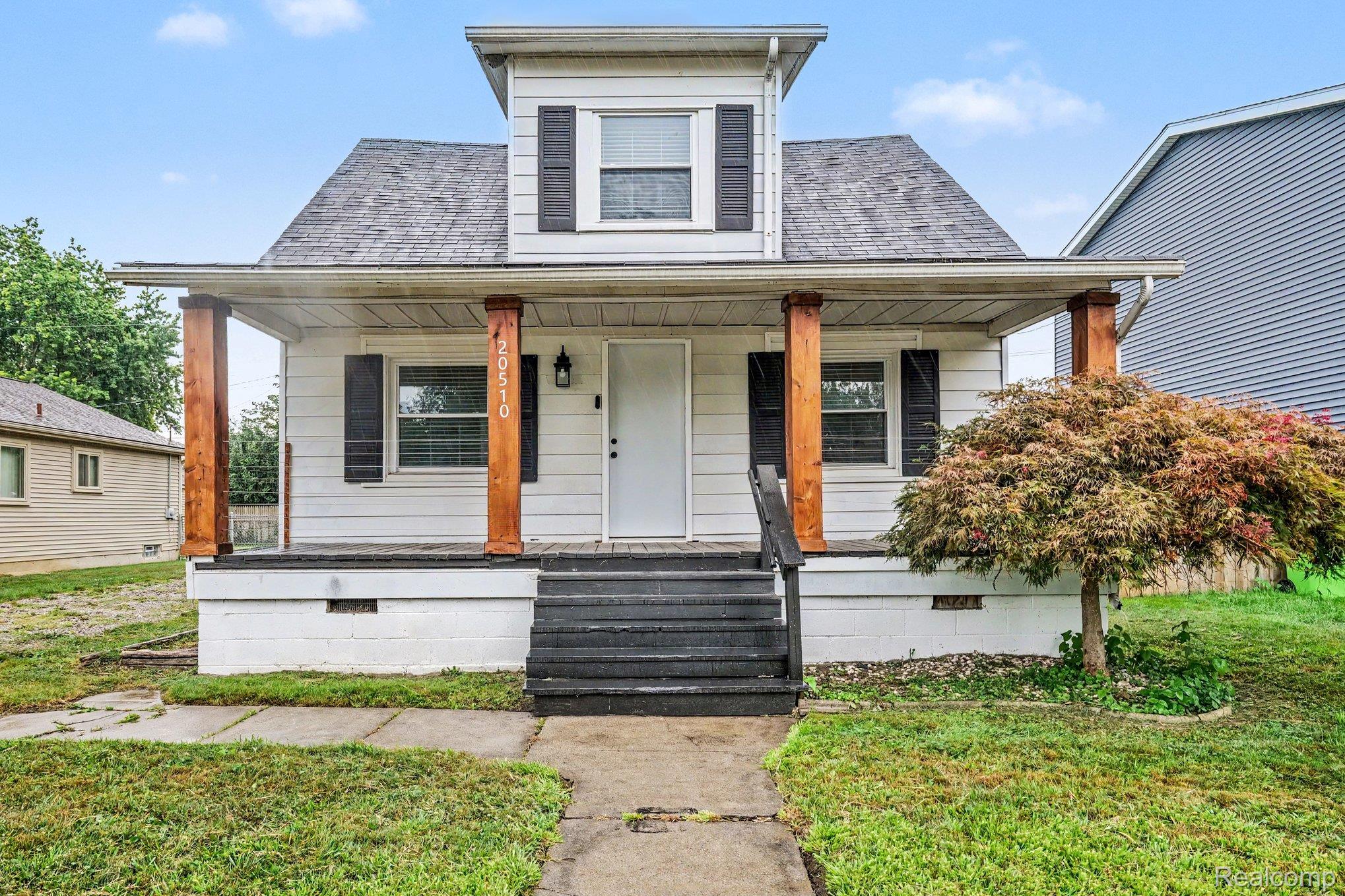 20510 Broadacres Street Property Photo 1