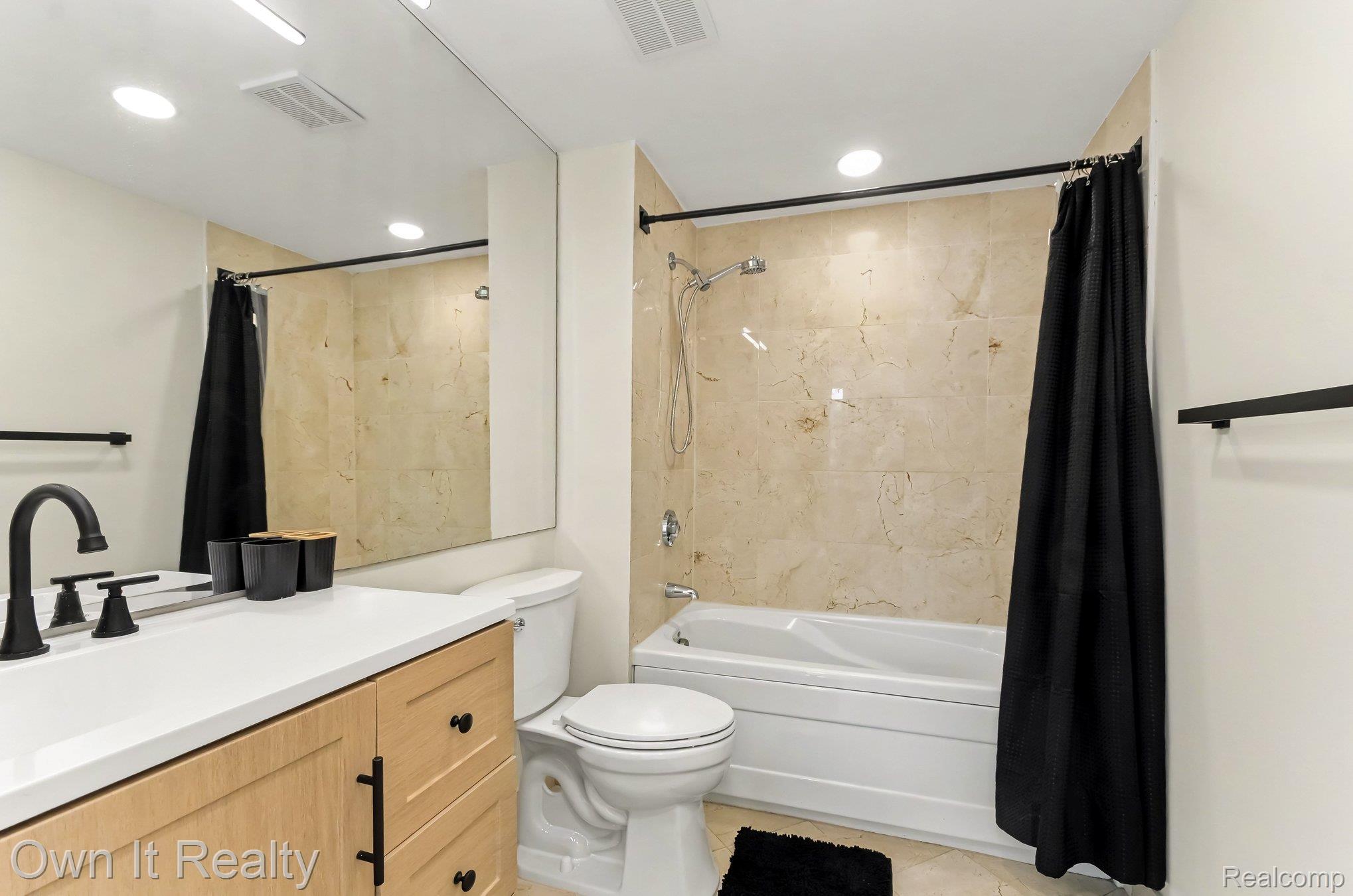 3320 Spinnaker Lane 2f Property Photo 25