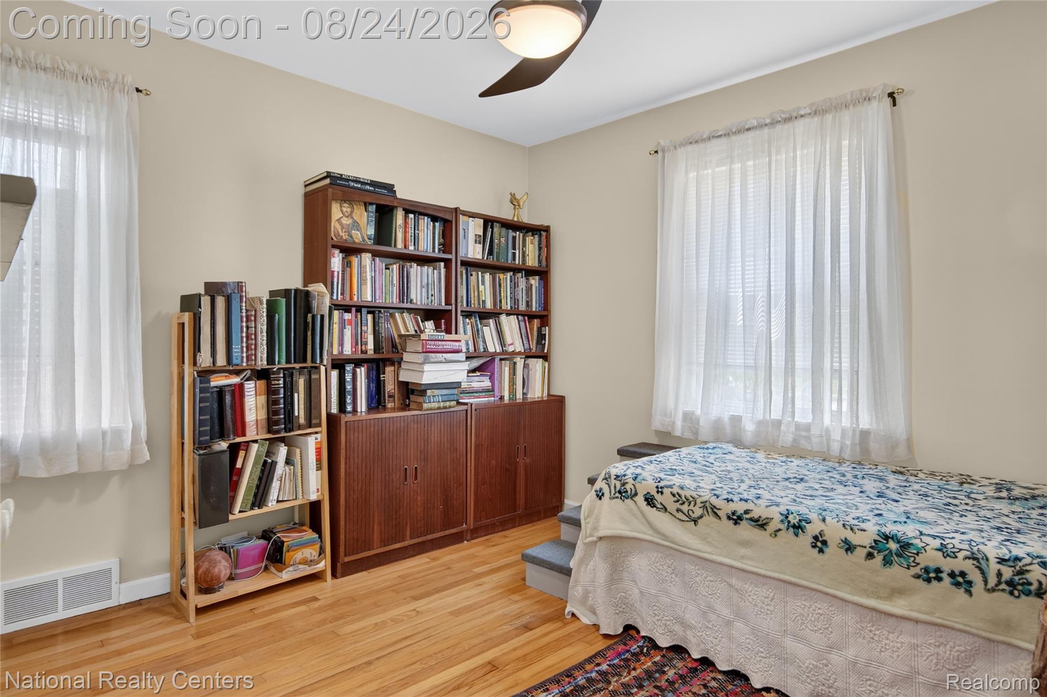 23022 Cleveland Street Property Photo 11