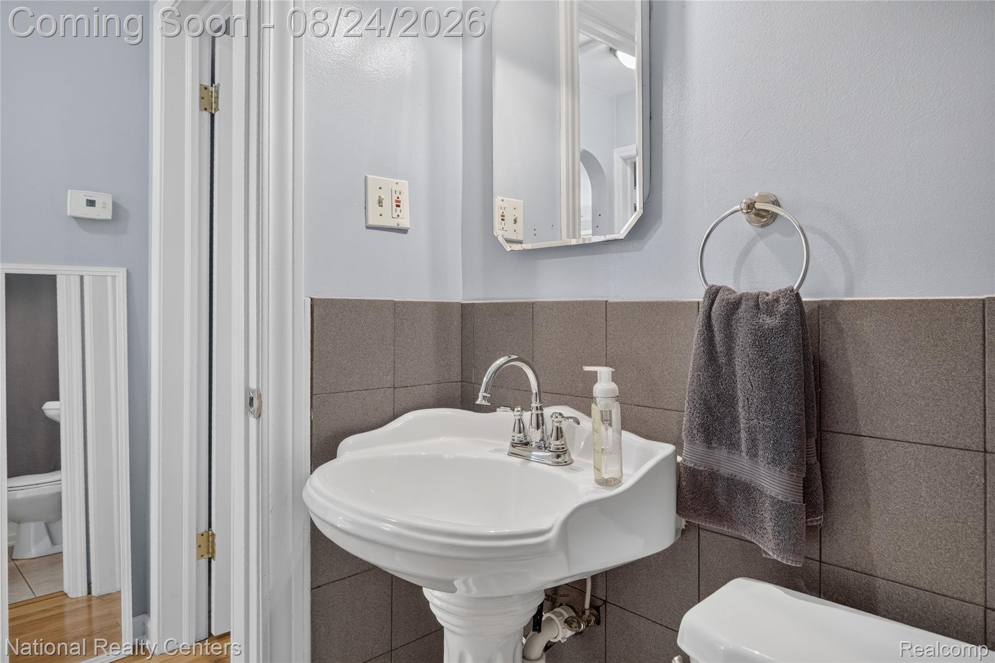 23022 Cleveland Street Property Photo 13