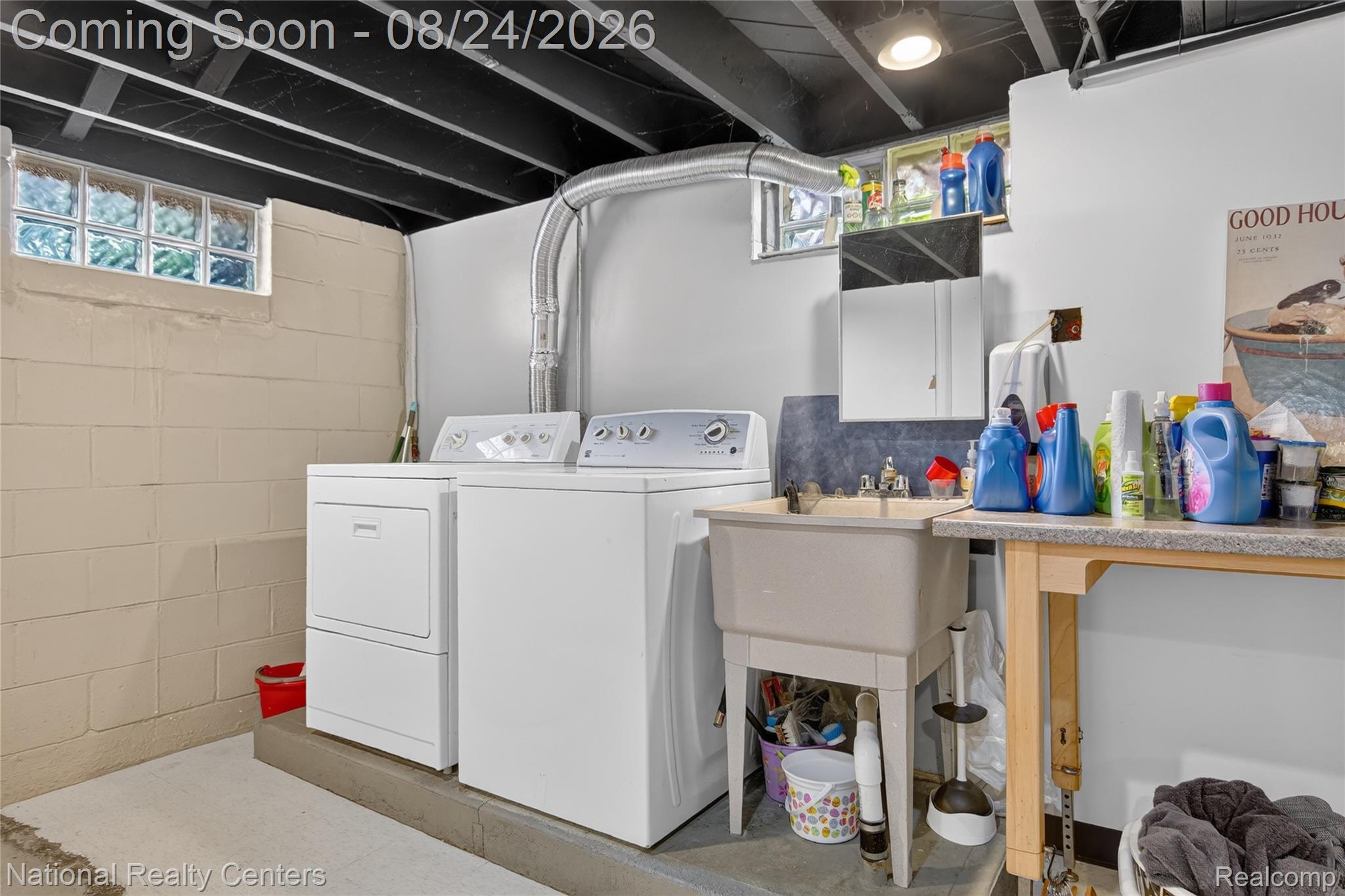 23022 Cleveland Street Property Photo 16