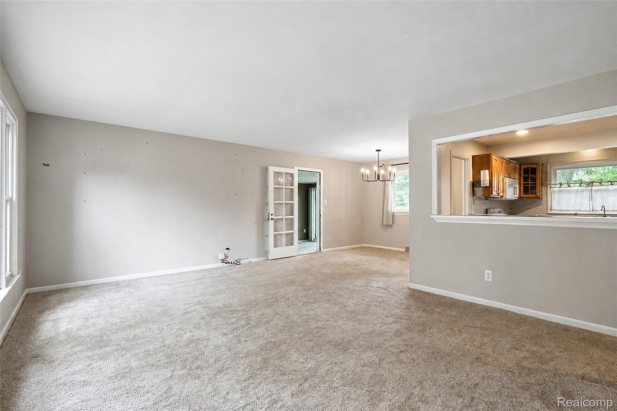 1846 Pembroke Road Property Photo 9