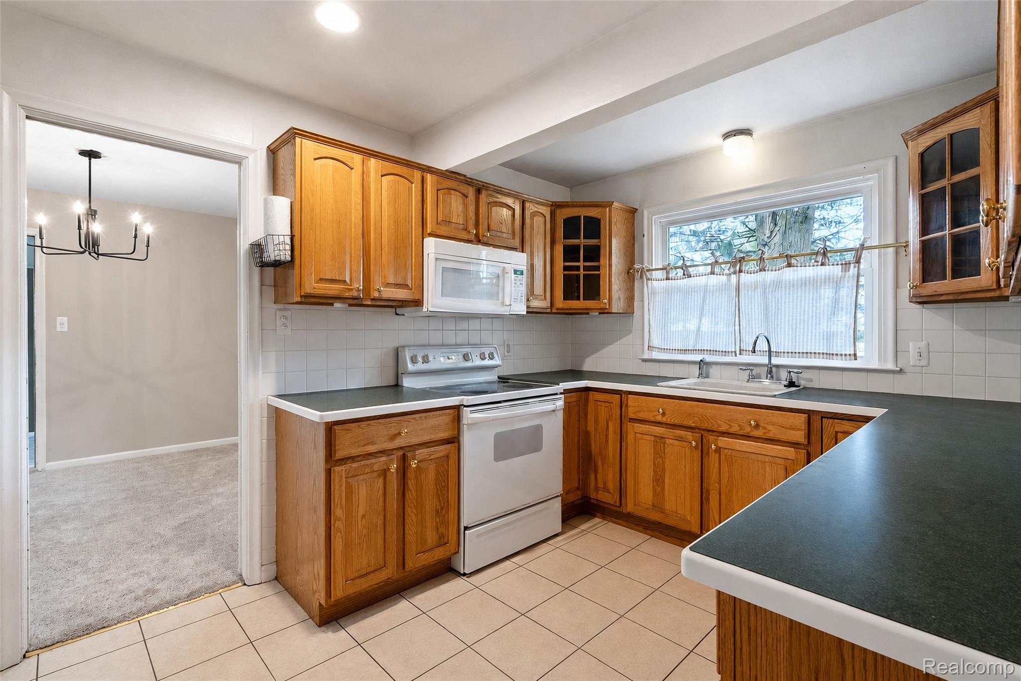 1846 Pembroke Road Property Photo 24