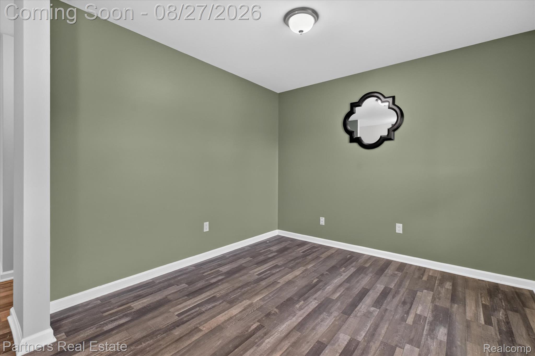 424 Saddlebrook Drive Property Photo 6