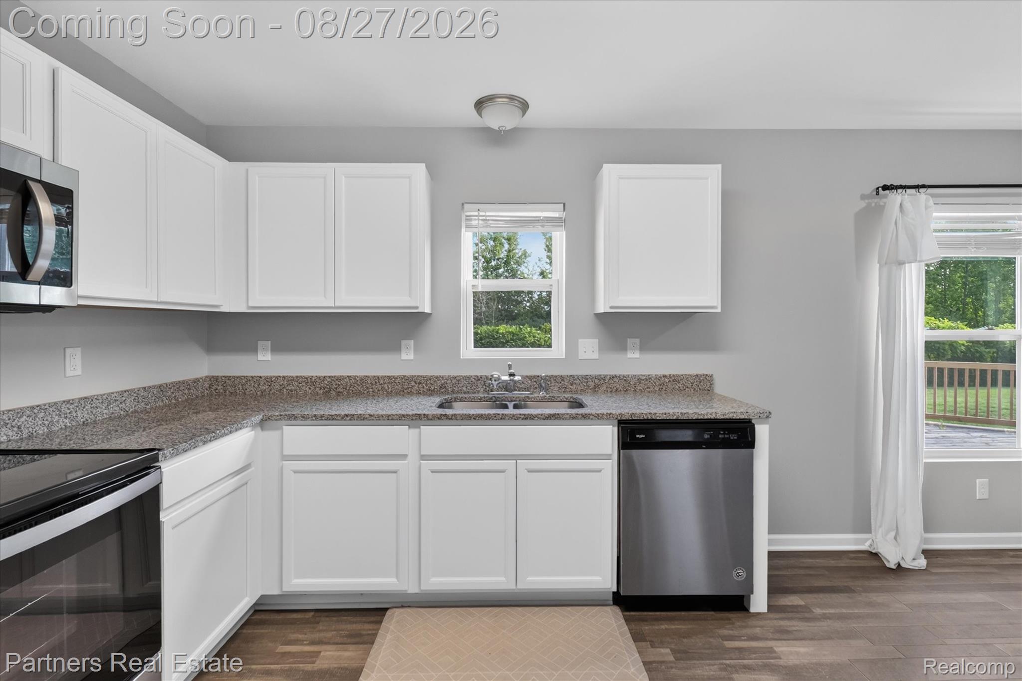 424 Saddlebrook Drive Property Photo 20