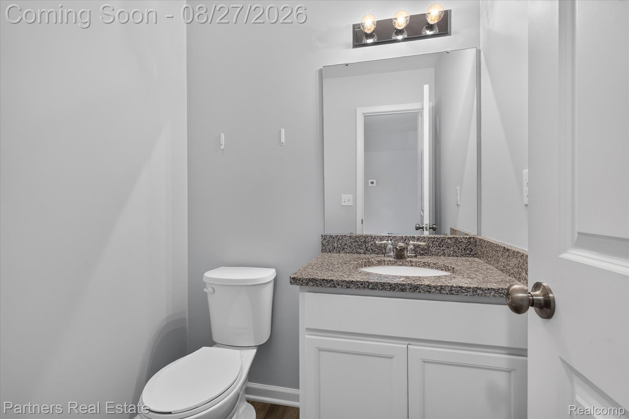 424 Saddlebrook Drive Property Photo 22