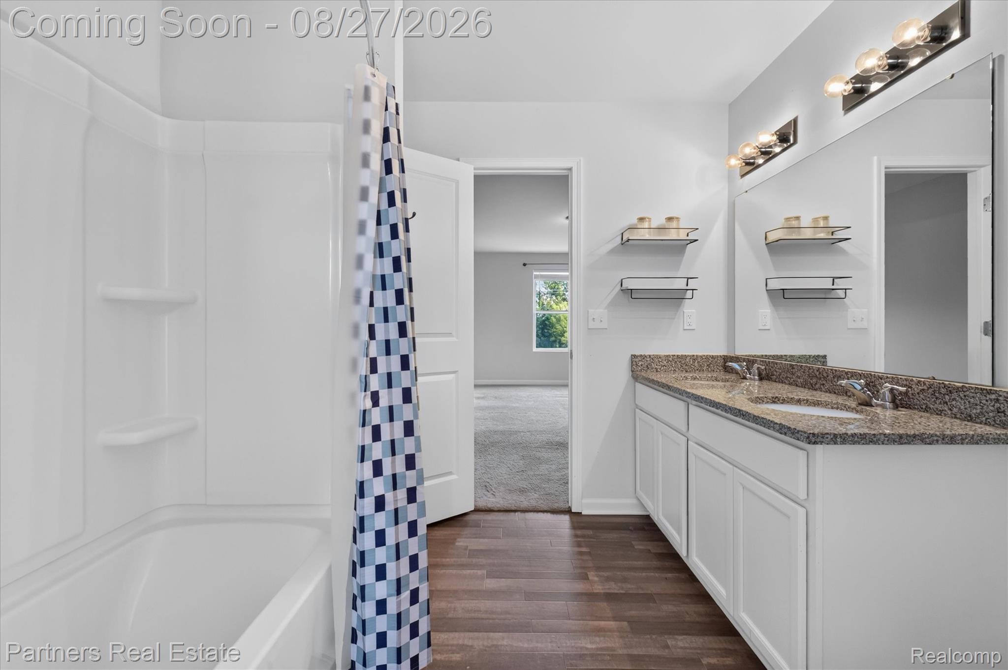 424 Saddlebrook Drive Property Photo 37