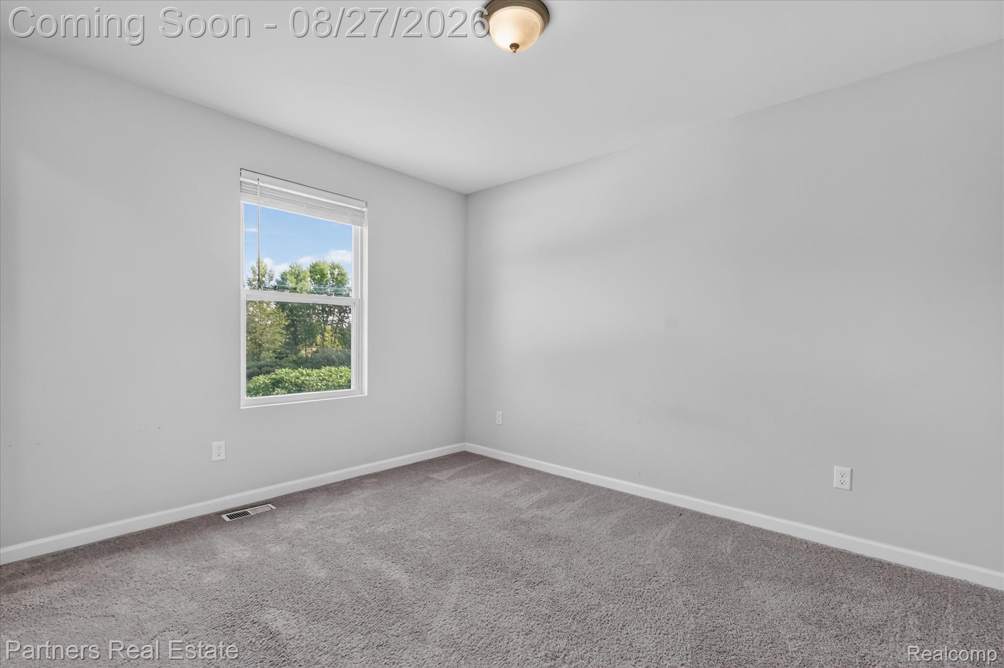 424 Saddlebrook Drive Property Photo 40