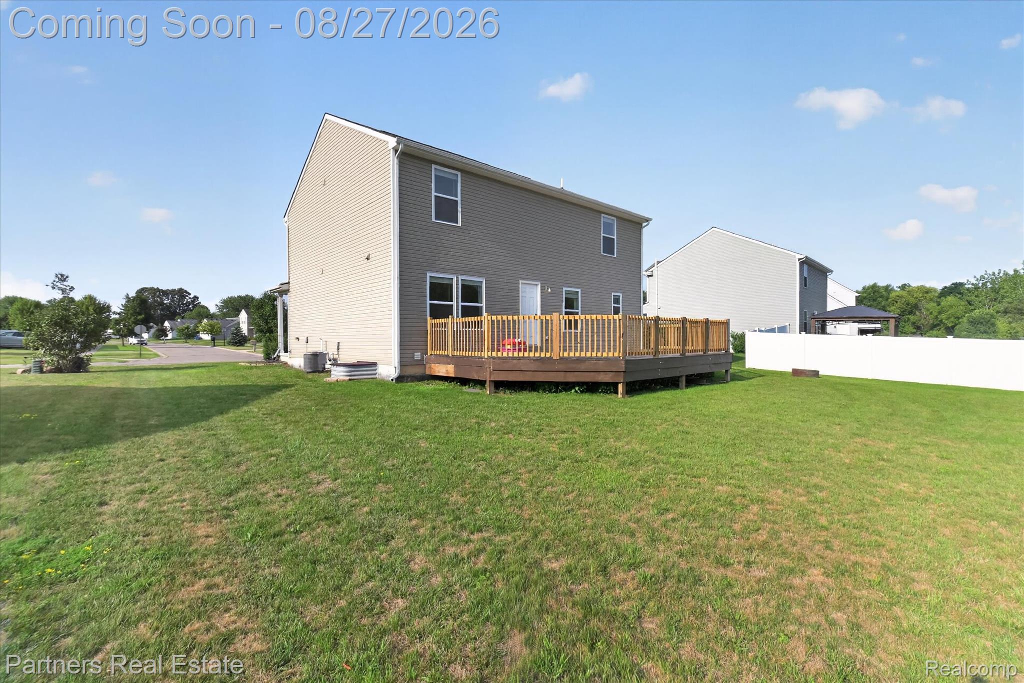 424 Saddlebrook Drive Property Photo 54