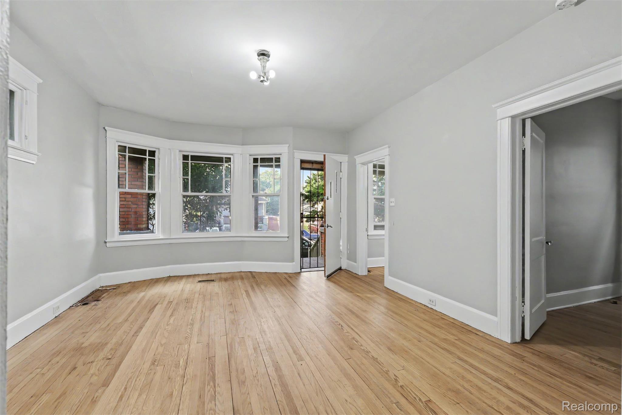 6850 Bulwer Street Property Photo 18