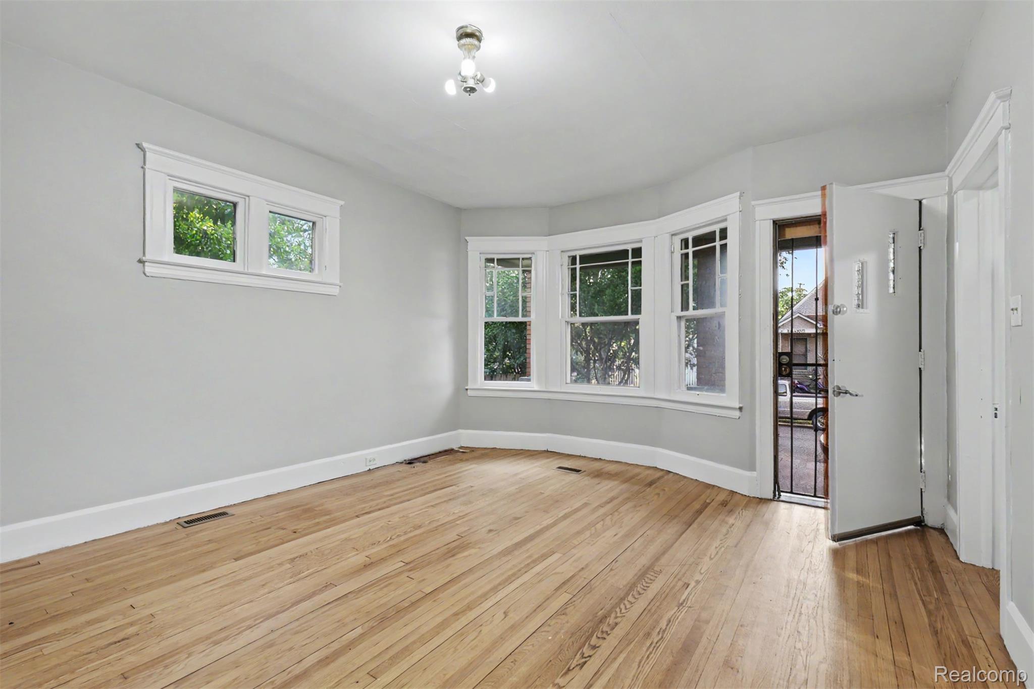 6850 Bulwer Street Property Photo 19