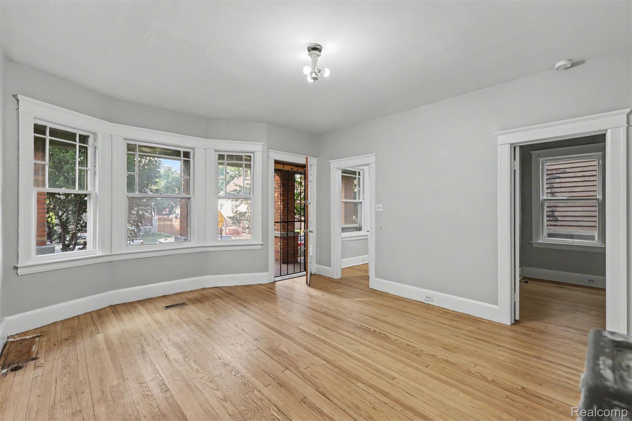 6850 Bulwer Street Property Photo 20