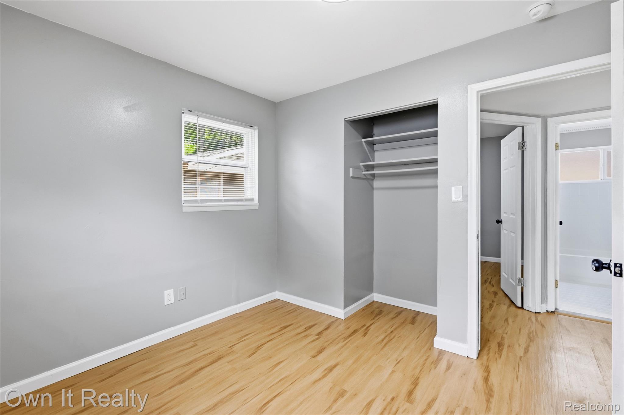 8082 Robert Street Property Photo 12